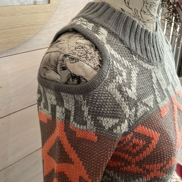 TOBI Orange Gray Cold Shoulder Sweater S/M - Picture 2 of 5